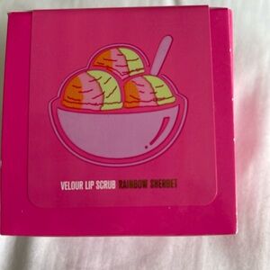 Jeffree Star velour lip scrub - rainbow sherbert